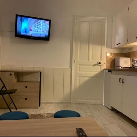 Studio Meuble Gare Анже Экстерьер фото