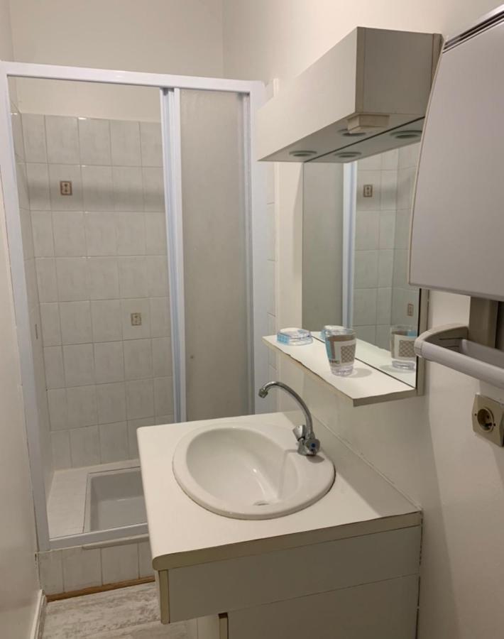 Studio Meuble Gare Анже Экстерьер фото